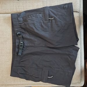 The North Face Men's Class V Belted Shorts